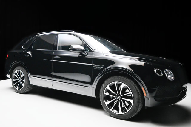 Used 2019 Bentley Bentayga AWD/4WD image 35