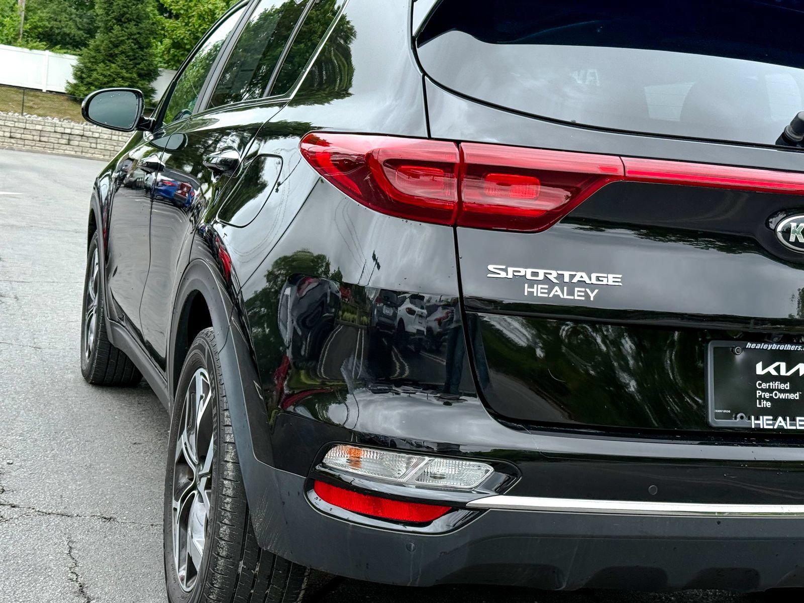 Used 2020 Kia Sportage EX w/ Option Group 15 AWD/4WD image 9