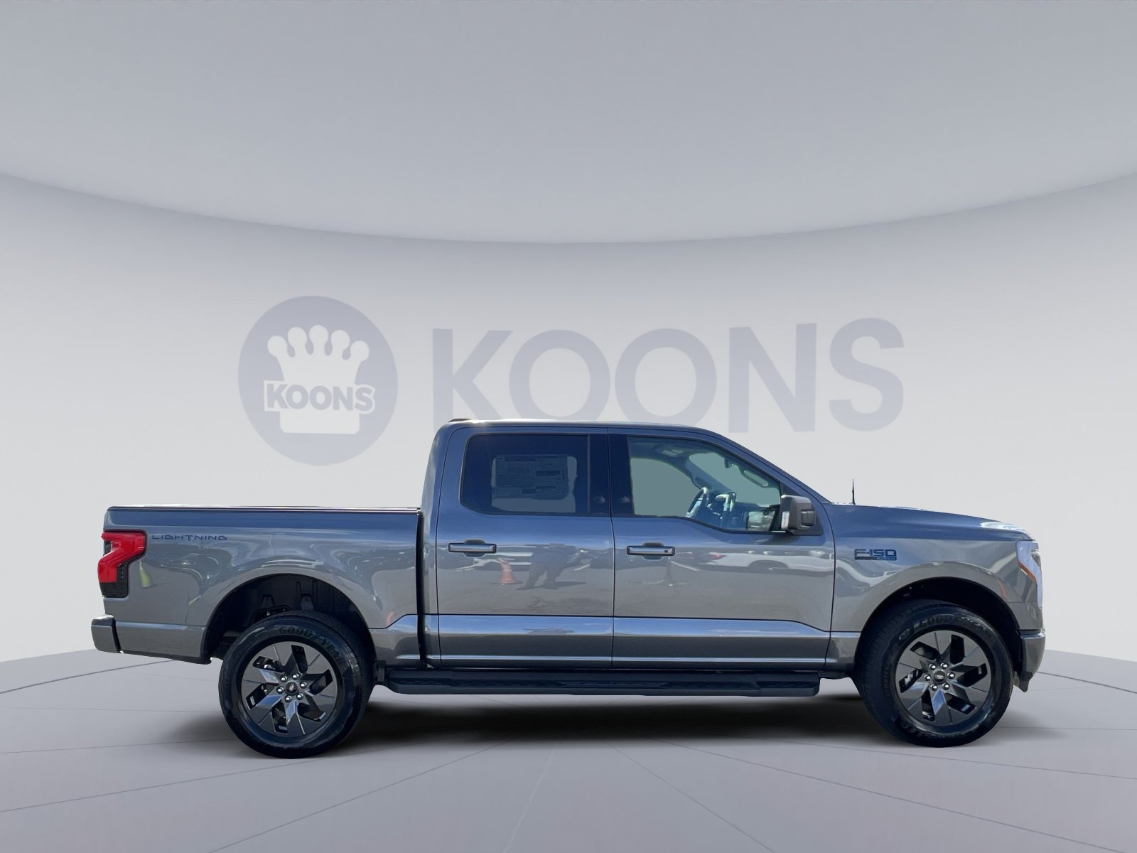 New 2025 Ford F150 Lightning Flash AWD/4WD image 8
