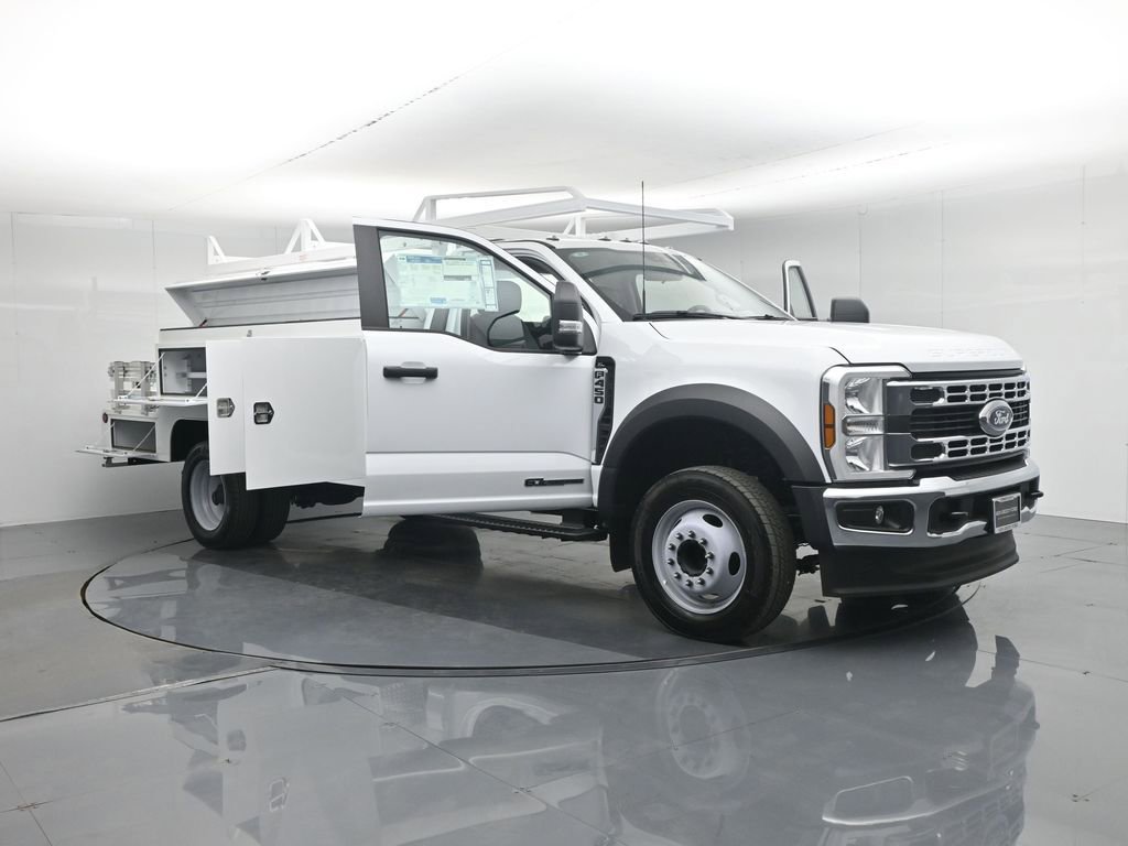 New 2025 Ford F450 XL w/ XL Chrome Package RWD image 38