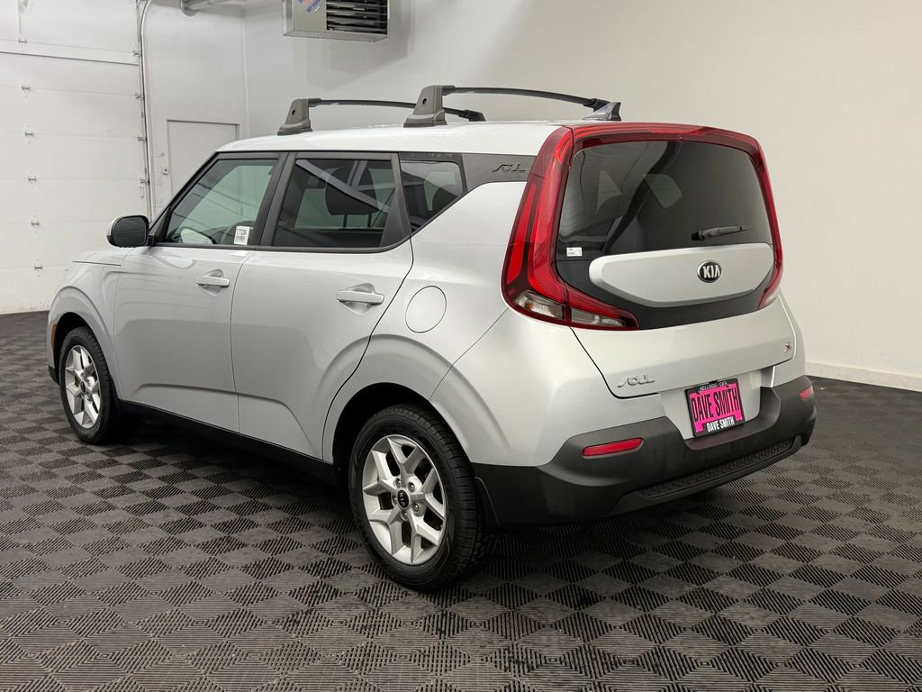 Used 2020 Kia Soul S image 3