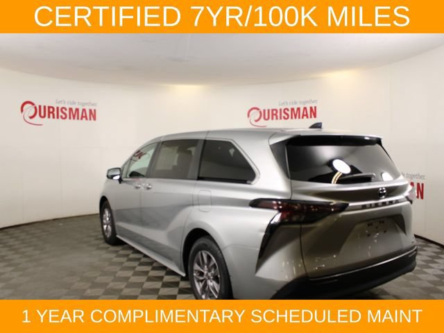 Used 2024 Toyota Sienna LE AWD/4WD image 9