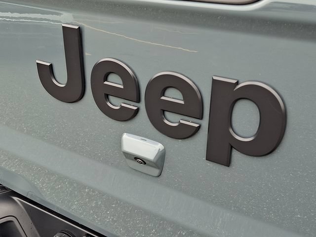Used 2024 Jeep Gladiator Sport AWD/4WD image 24