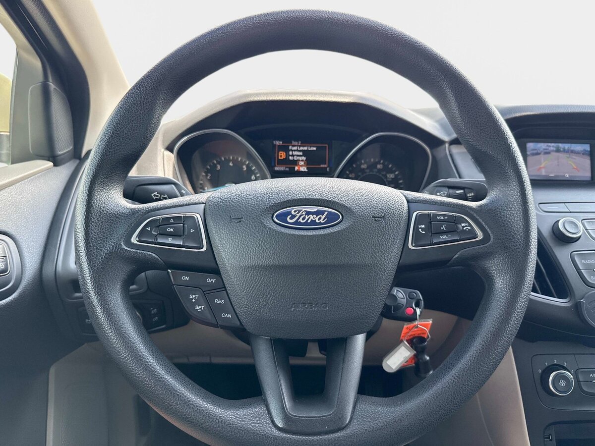 Used 2018 Ford Focus SE FWD image 26