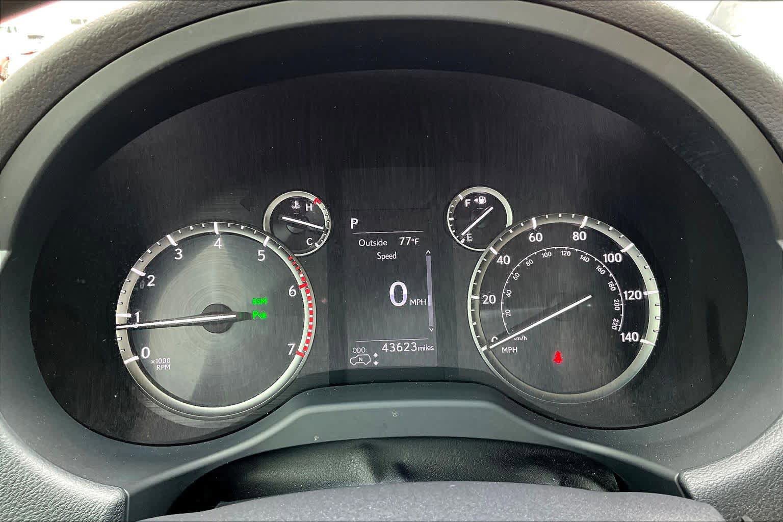 Used 2020 Lexus GX 460 Luxury w/ Accessory Package image 26