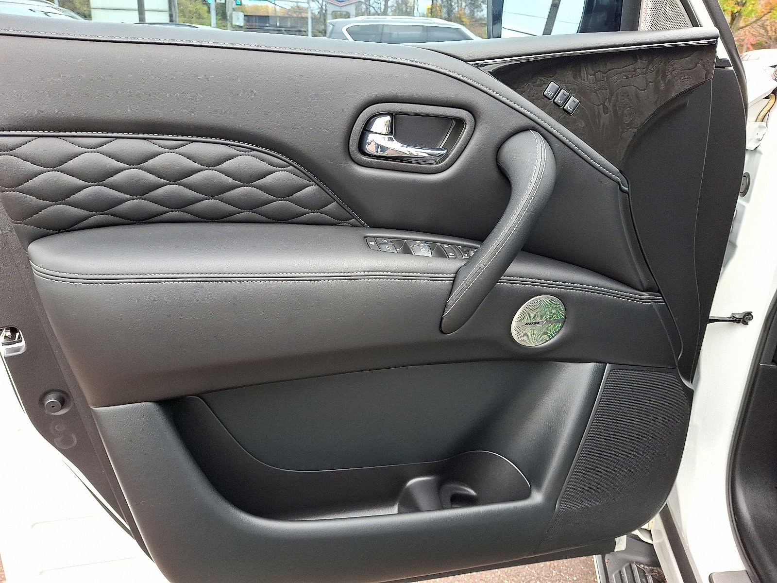 Certified 2024 INFINITI QX80 Sensory w/ Cargo Package image 13