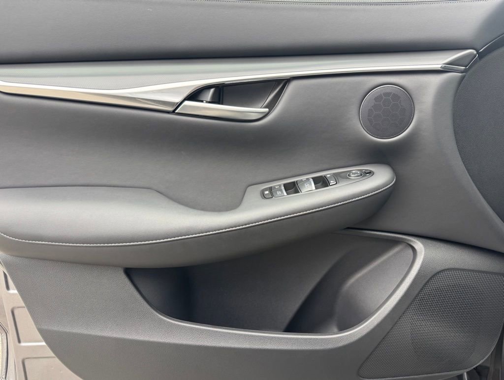 Used 2025 INFINITI QX50 Pure image 11