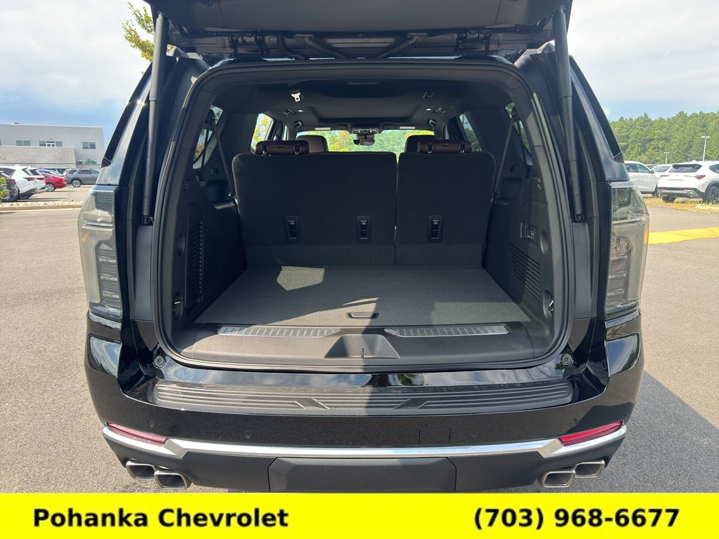 New 2026 Chevrolet Suburban High Country AWD/4WD image 33