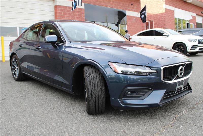 Used 2021 Volvo S60 T5 Momentum FWD image 7