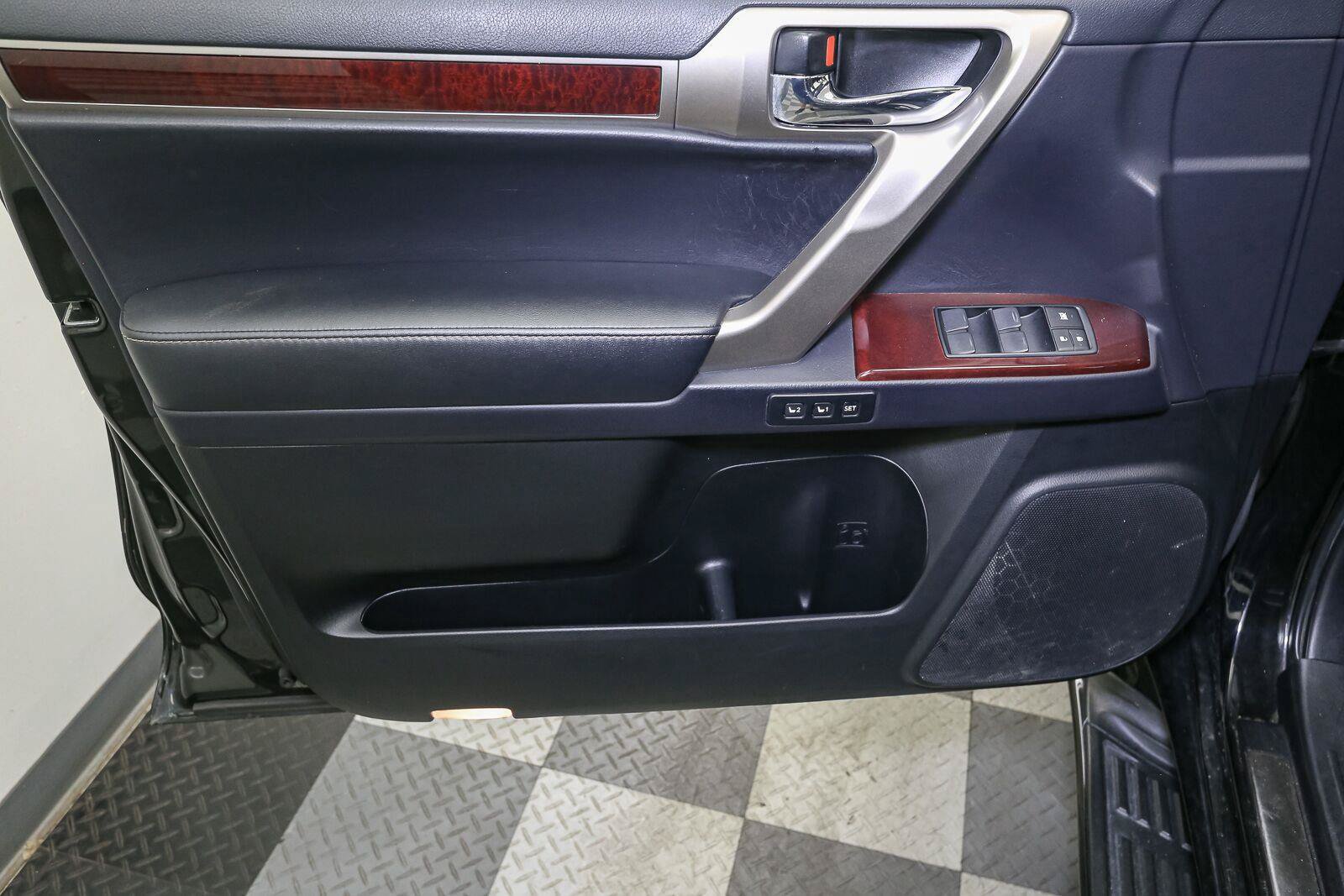 Used 2019 Lexus GX 460 Premium AWD/4WD image 39