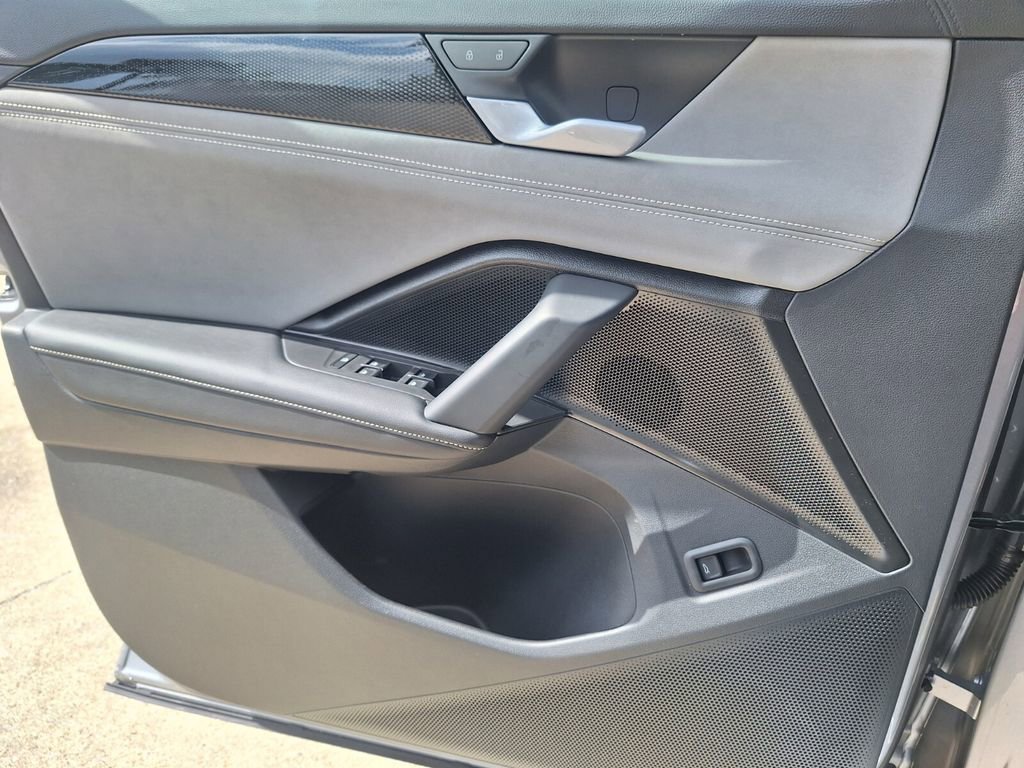 New 2026 Volkswagen Tiguan SE image 20