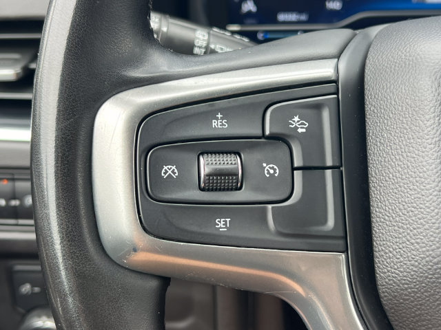 Used 2023 Chevrolet Suburban LT AWD/4WD image 25