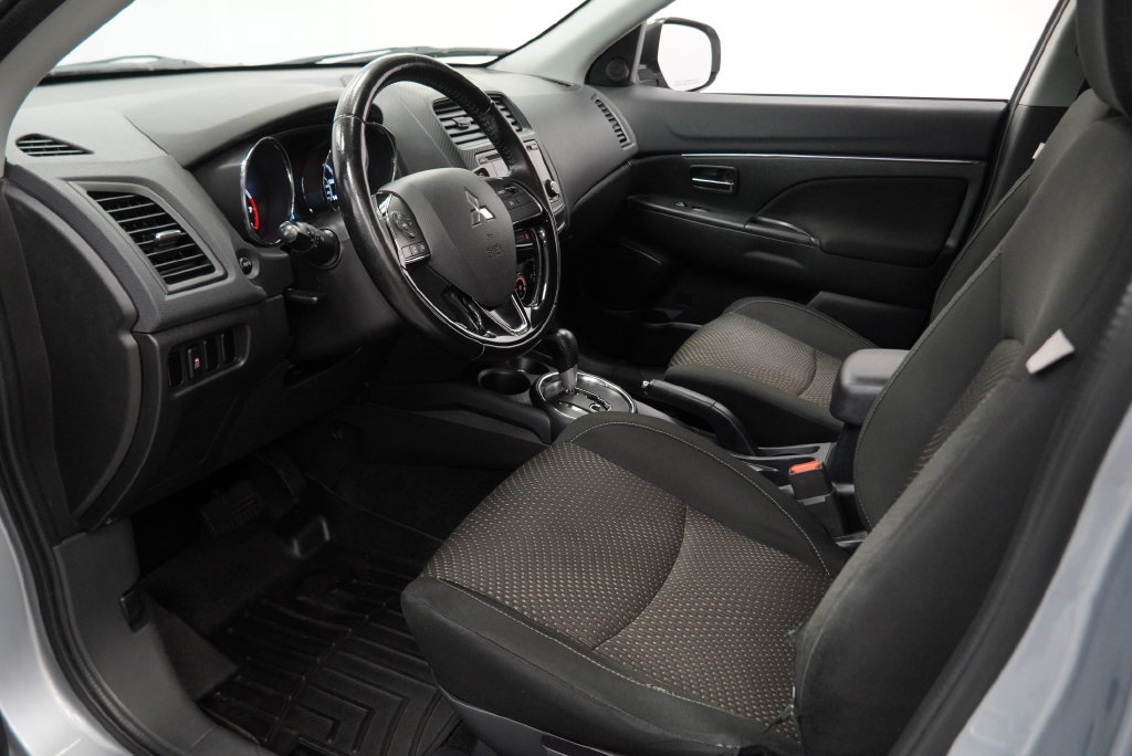 Used 2016 Mitsubishi Outlander Sport ES FWD image 19