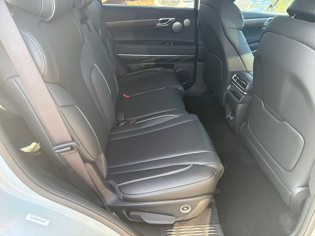 New 2027 Genesis GV80 2.5T Advanced AWD/4WD image 17