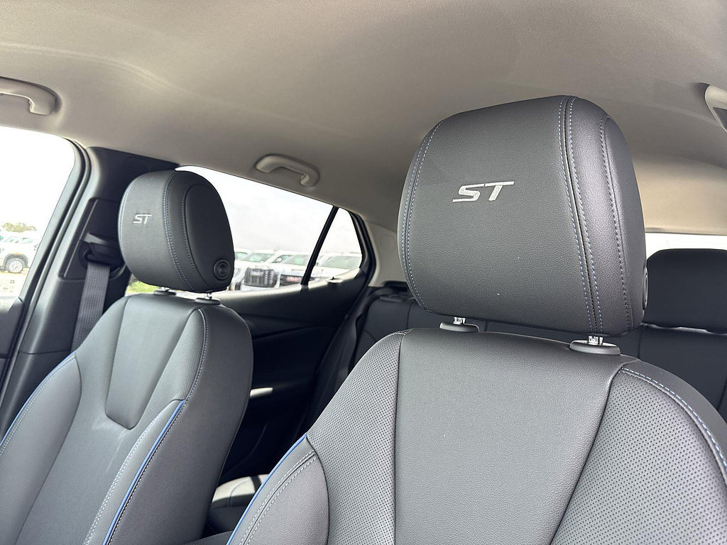 New 2026 Buick Encore GX Sport Touring FWD image 21