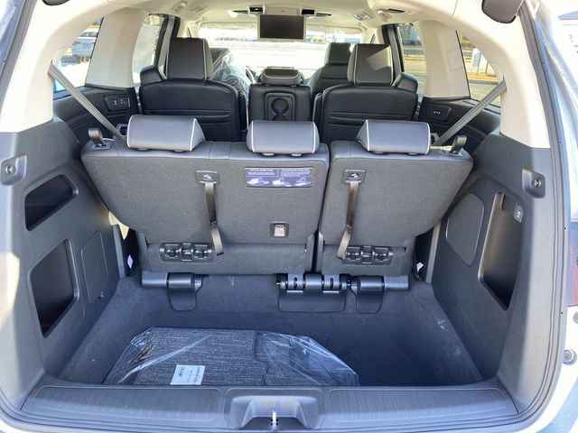 New 2026 Honda Odyssey Touring image 5
