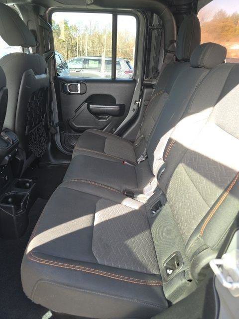 Used 2021 Jeep Gladiator Mojave w/ Trailer Tow Package image 15