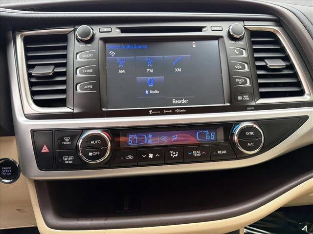 Used 2018 Toyota Highlander XLE image 15