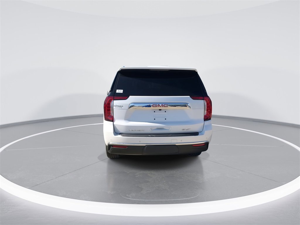 Used 2024 GMC Yukon XL SLT w/ SLT Luxury Package image 7