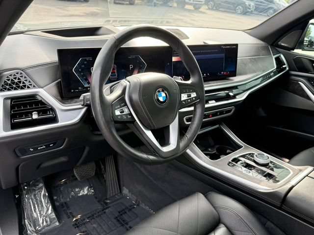 Used 2024 BMW X5 xDrive40i w/ Executive Package AWD/4WD image 11