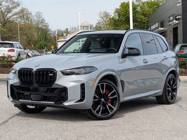 Used 2026 BMW X5 M60i image 1