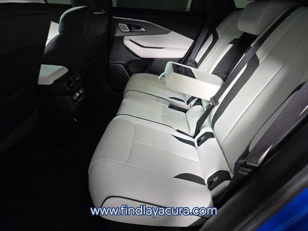 Used 2024 Acura ZDX Type S AWD/4WD image 13