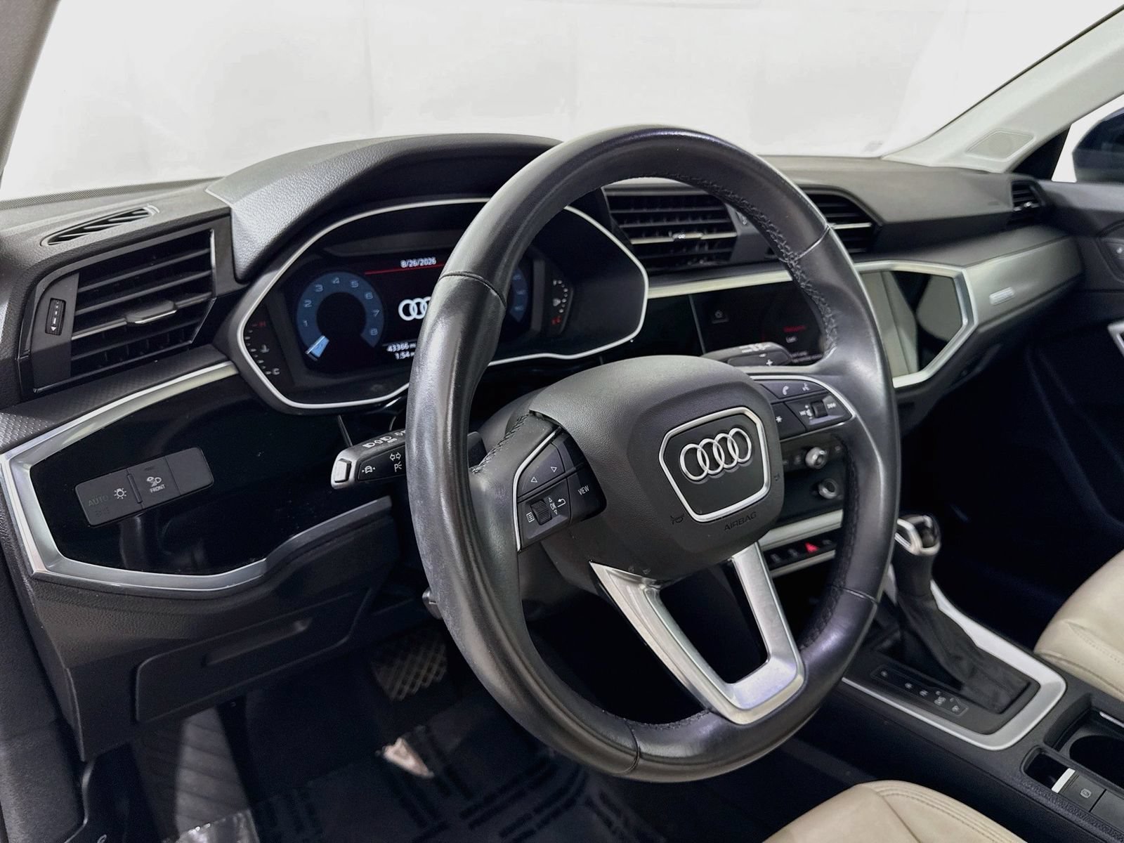 Certified 2024 Audi Q3 2.0T Premium AWD/4WD image 4