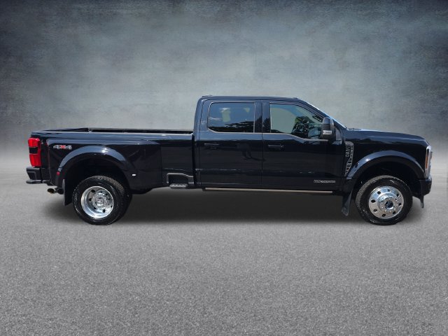 Certified 2026 Ford F450 Platinum AWD/4WD image 9