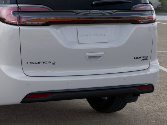 New 2026 Chrysler Pacifica Limited w/ S Appearance Package image 13