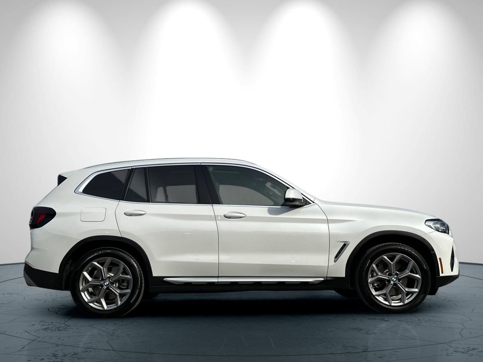 Used 2022 BMW X3 xDrive30i w/ Premium Package 2 image 3