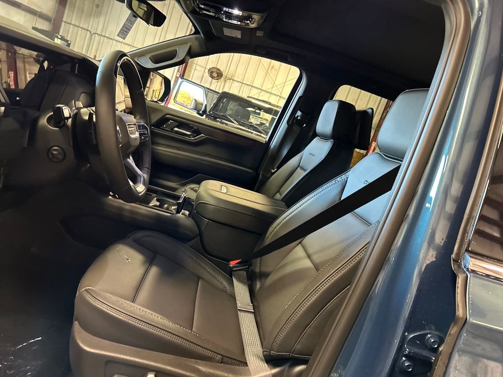 New 2026 GMC Yukon XL Denali image 15