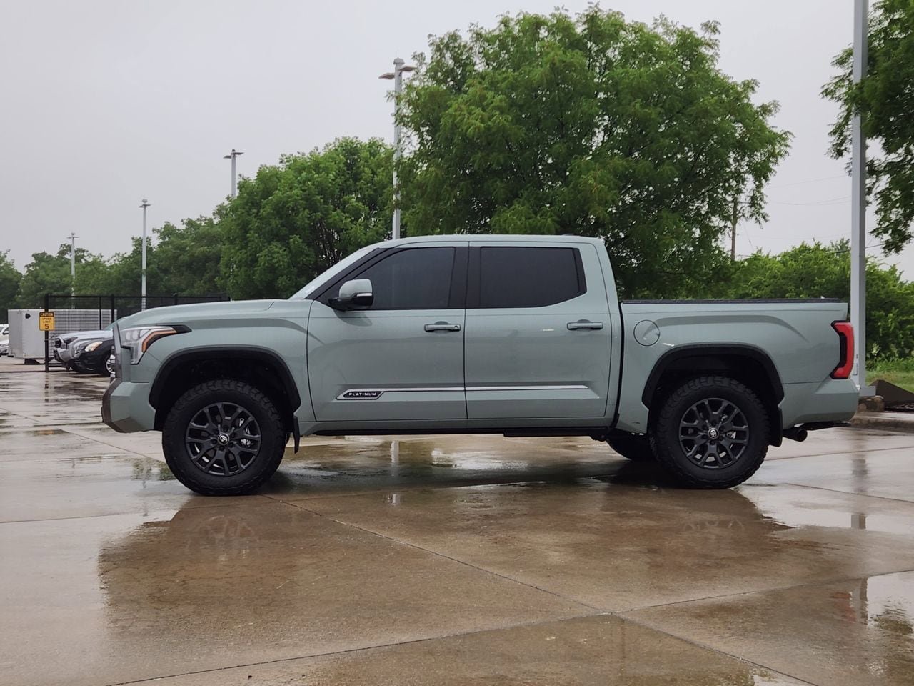 Used 2026 Toyota Tundra Platinum AWD/4WD image 4