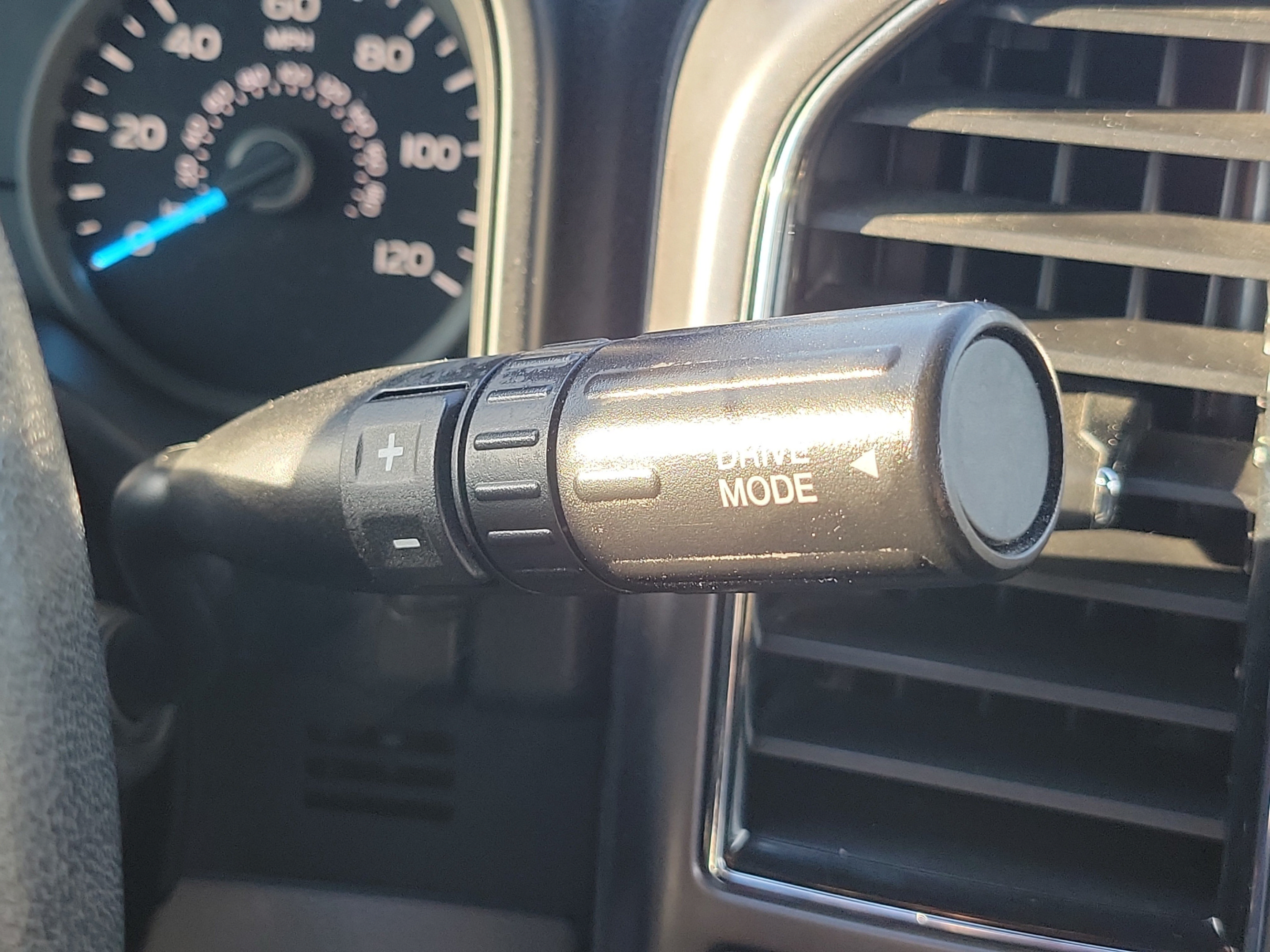 Certified 2019 Ford F150 XLT w/ Equipment Group 302A Luxury RWD image 30
