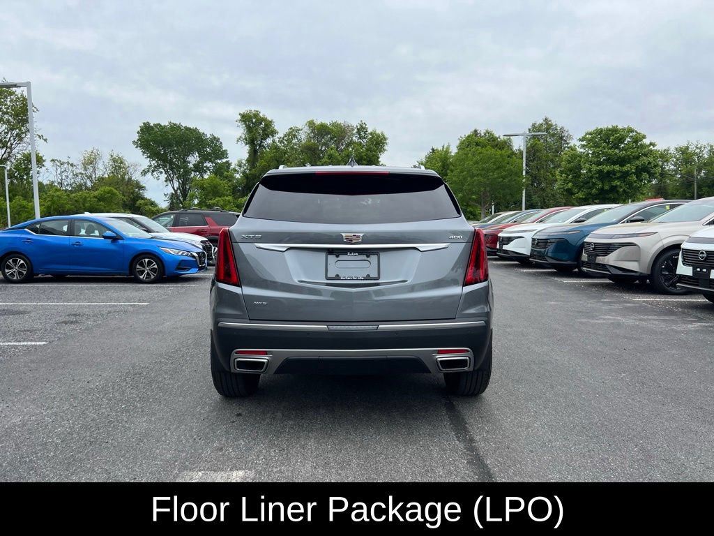 Used 2022 Cadillac XT5 Premium Luxury w/ LPO, Floor Liner Package AWD/4WD image 12