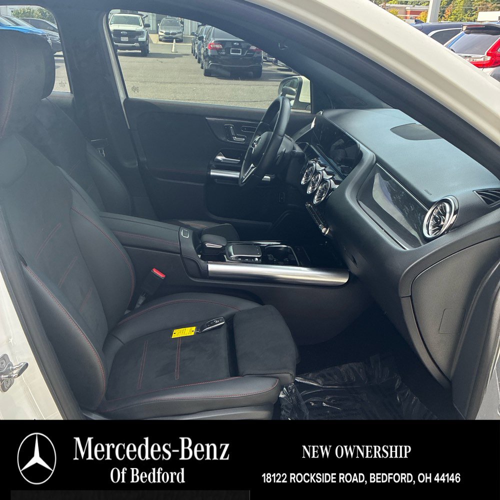 Used 2023 Mercedes-Benz GLA 250 4MATIC image 9