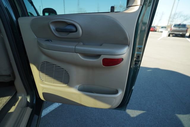 Used 2003 Ford F150 XLT image 21