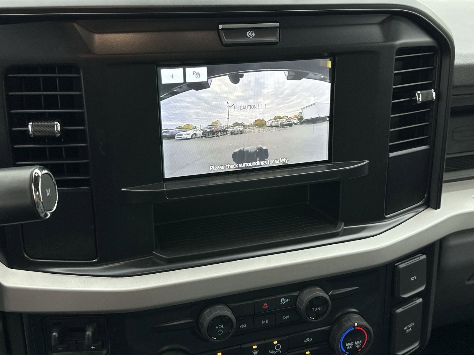 New 2026 Ford F550 4x4 Regular Cab Super Duty image 25