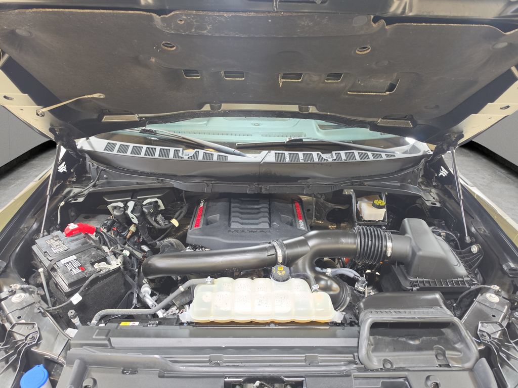 Used 2024 Ford F150 Raptor AWD/4WD image 10