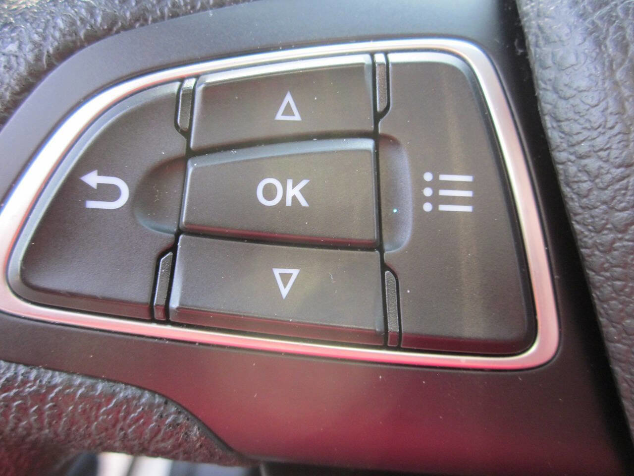Used 2020 Ford EcoSport S FWD image 25