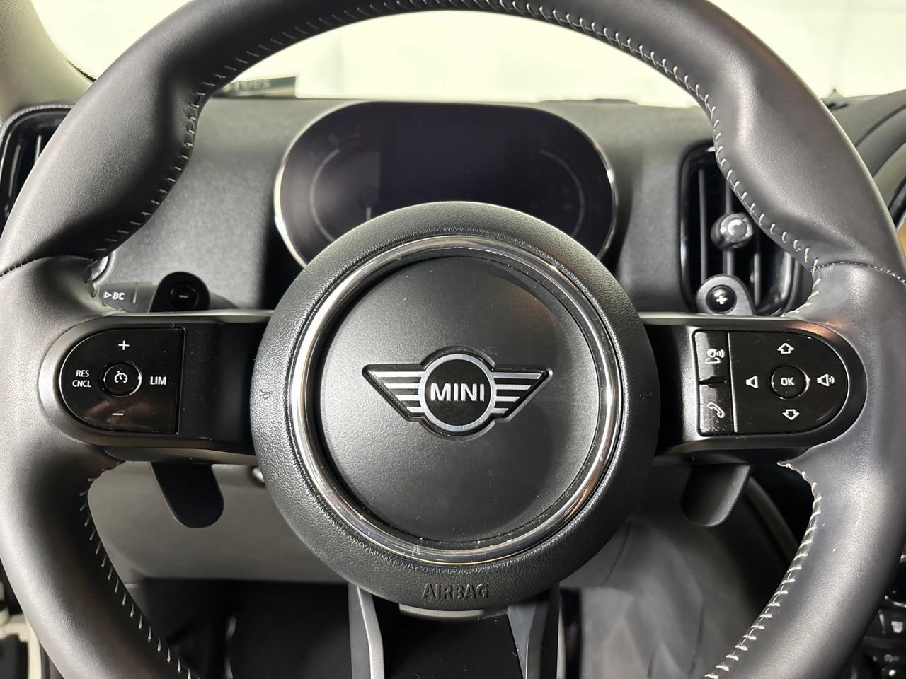 Used 2024 MINI Cooper Countryman S FWD image 14