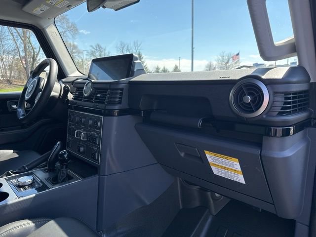 Used 2025 INEOS Grenadier Fieldmaster Edition AWD/4WD image 34