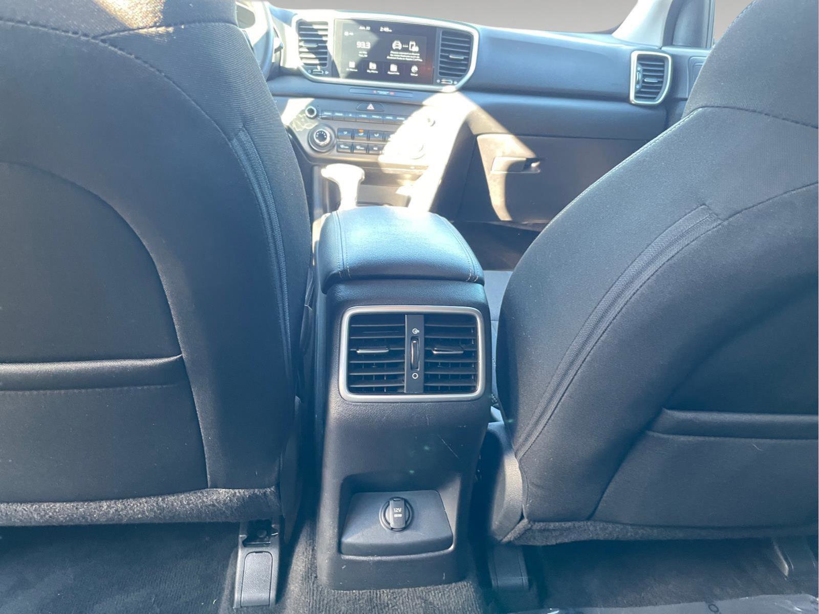 Used 2021 Kia Sportage LX image 18