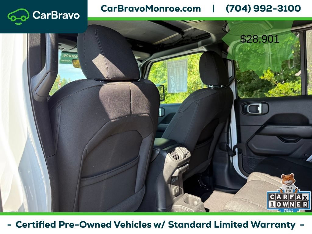 Used 2023 Jeep Wrangler Unlimited Sahara AWD/4WD image 24