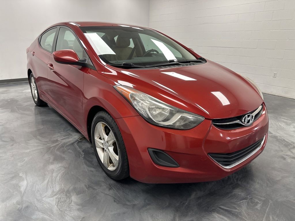 Used 2011 Hyundai Elantra GLS w/ Preferred Equipment Pkg 3 FWD image 4