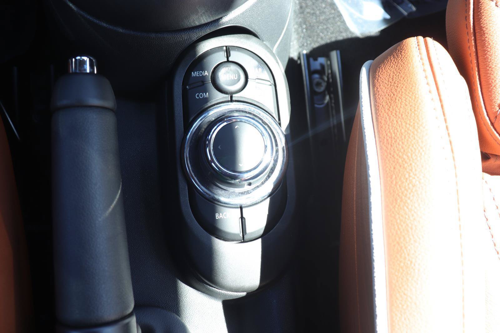 Used 2024 MINI Cooper S FWD image 32