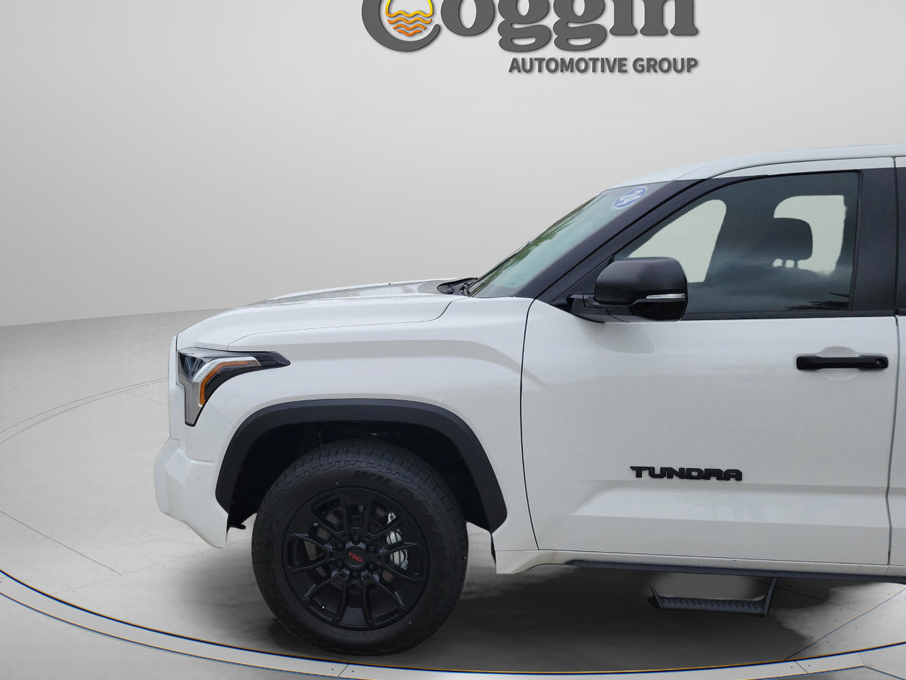 Used 2024 Toyota Tundra SR5 w/ SR5 Convenience Package image 28