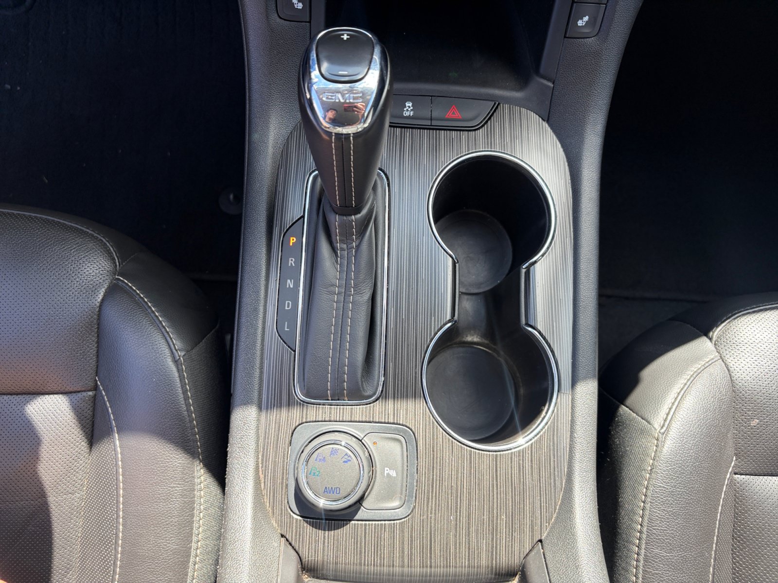 Used 2018 GMC Acadia SLT AWD/4WD image 19