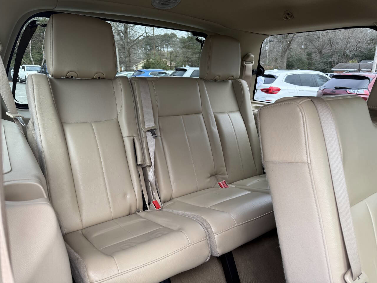 Used 2012 Ford Expedition XLT image 18