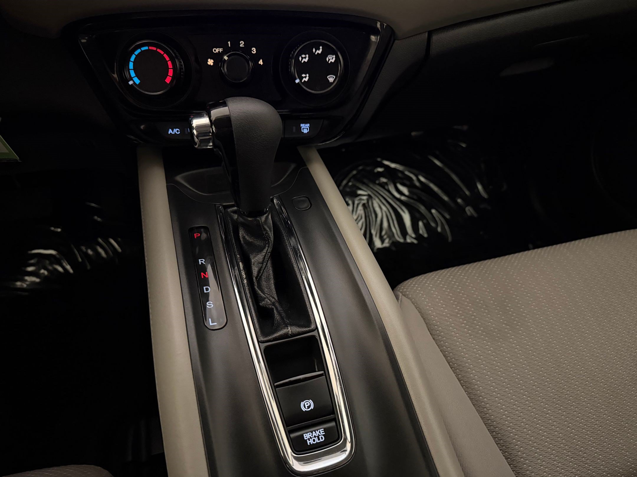 Used 2016 Honda HR-V EX-L image 15