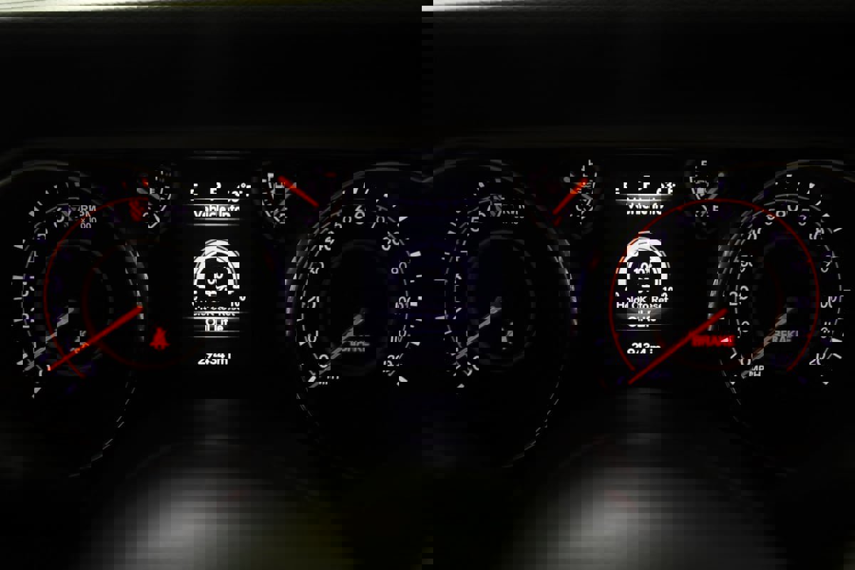 Used 2023 Jeep Gladiator Sport w/ Trailer Tow Package image 18